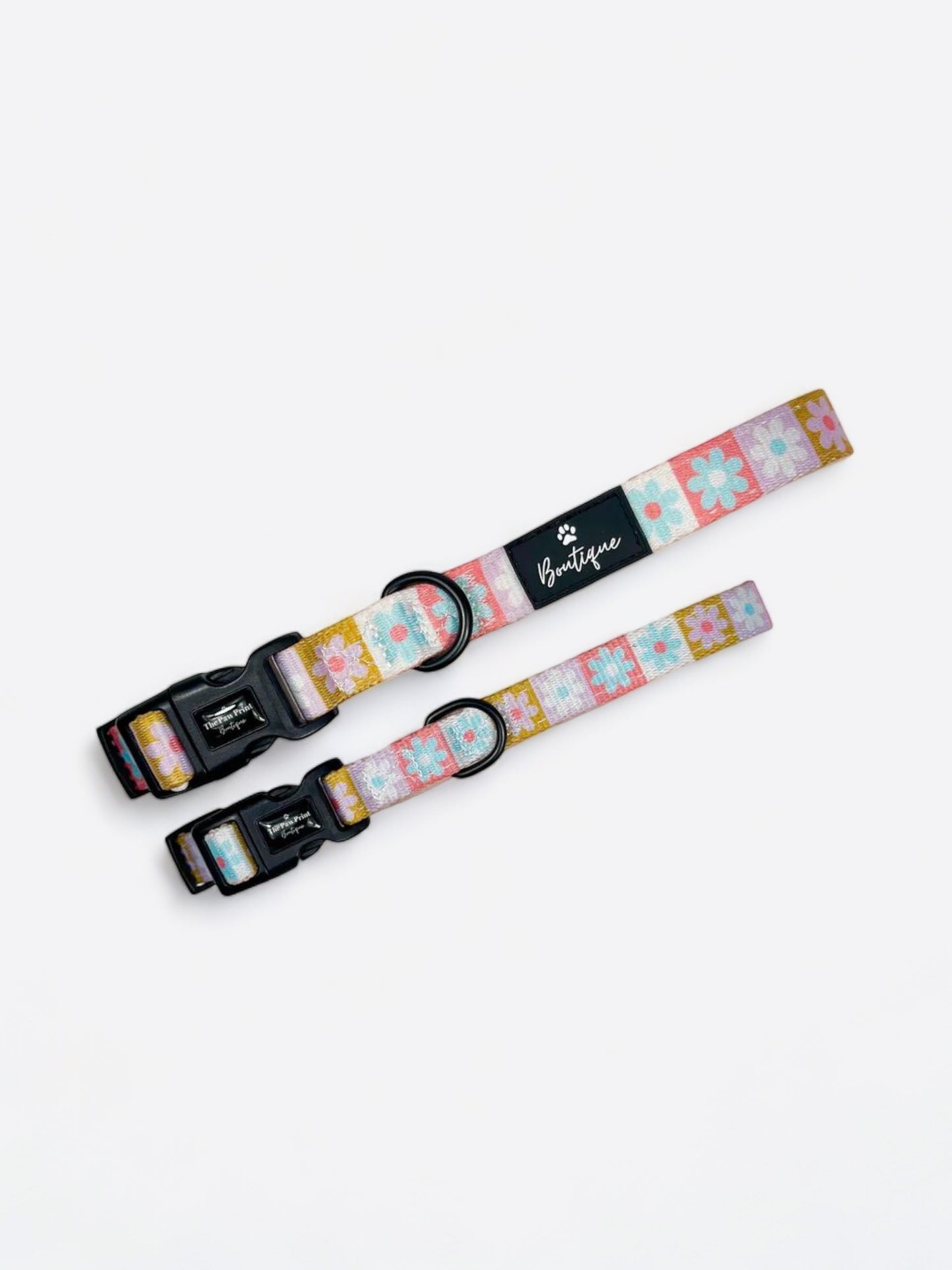 The Funky Flowers Collar